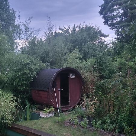 Forest Apartment Metta Берлин Екстериор снимка